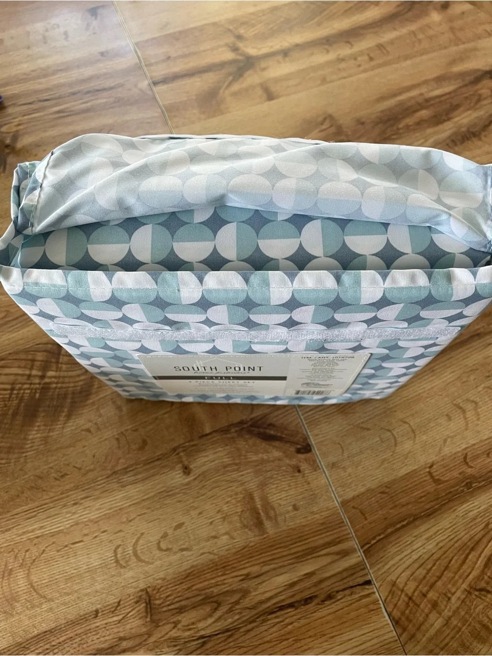 South Point Full Sheet Set in Seafoam Geo Print NEW Without Tag